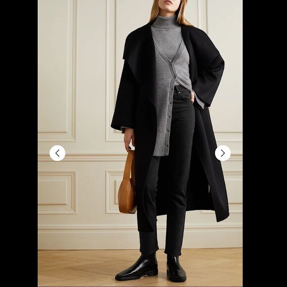 Goldsign-Black High Rise Slim Jeans (Size:26) - Picture 2 of 14